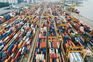 IfW: China stützt Welthandel und knackt Exportrekord