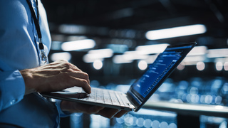 IT-Einkauf: Künstliche Intelligenz, Datenanalyse und Cybersicherheit im Fokus