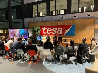 Young Professionals bei Tape the Future – Zukunft des Einkaufs bei tesa
